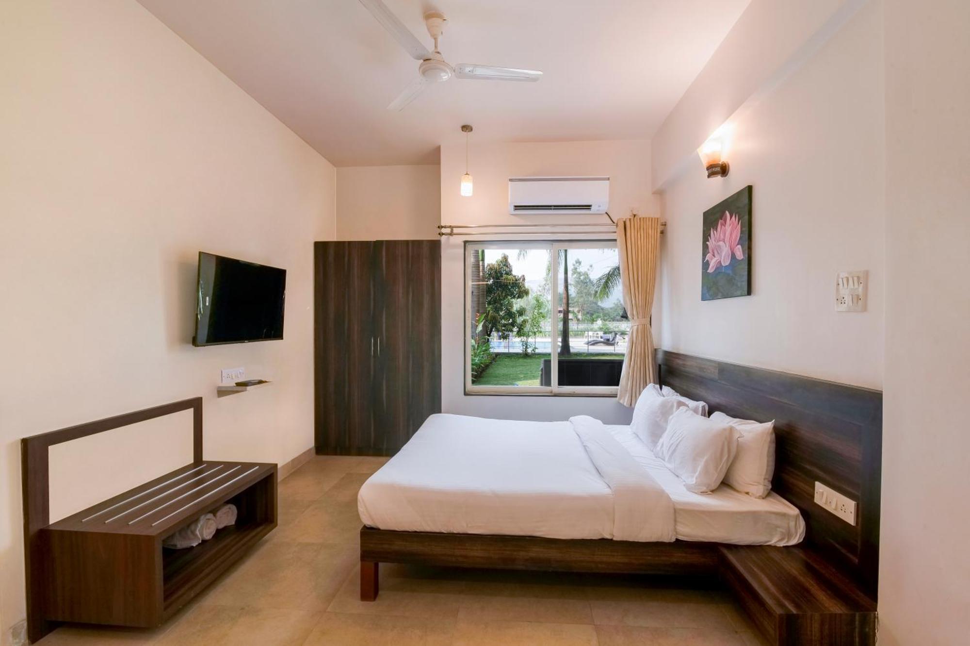 Hotel Sterling Stolen Heaven Lonavla Pokój zdjęcie