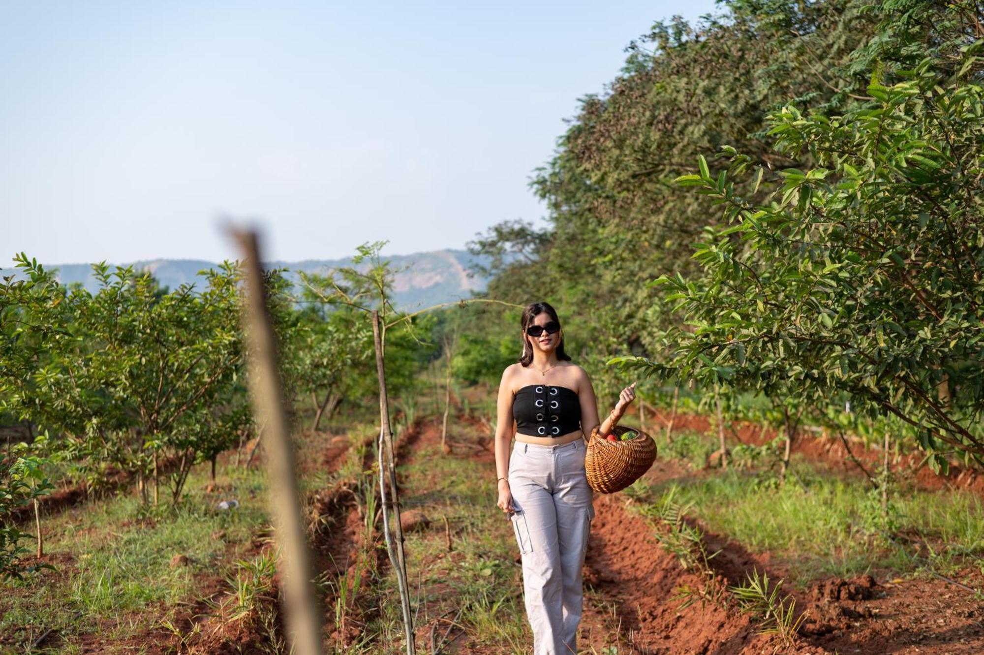 Hotel Sterling Stolen Heaven Lonavla Zewnętrze zdjęcie